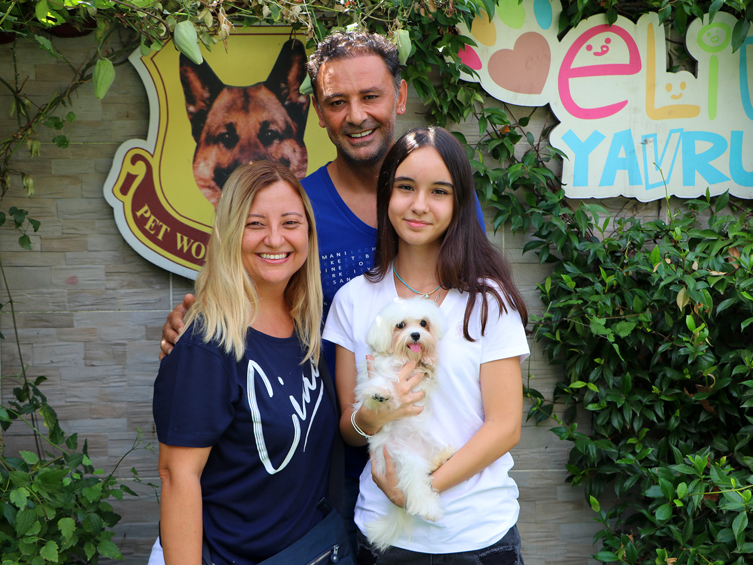 Köksoy ailesi Teacup Maltese kızlarına kavuştular