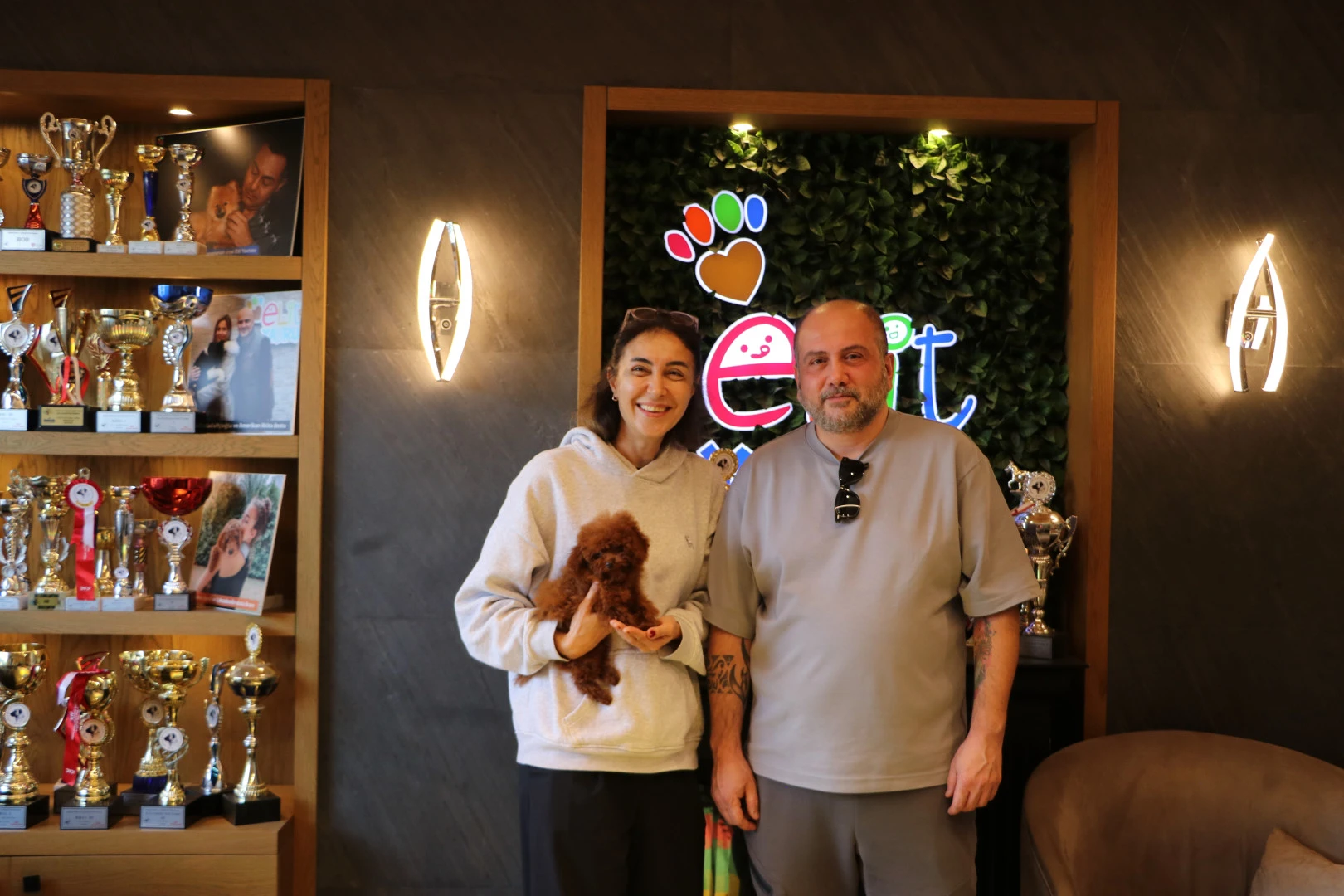 Berrin Hanım ve ailesi Teacup Poodle yavrularına kavuştular