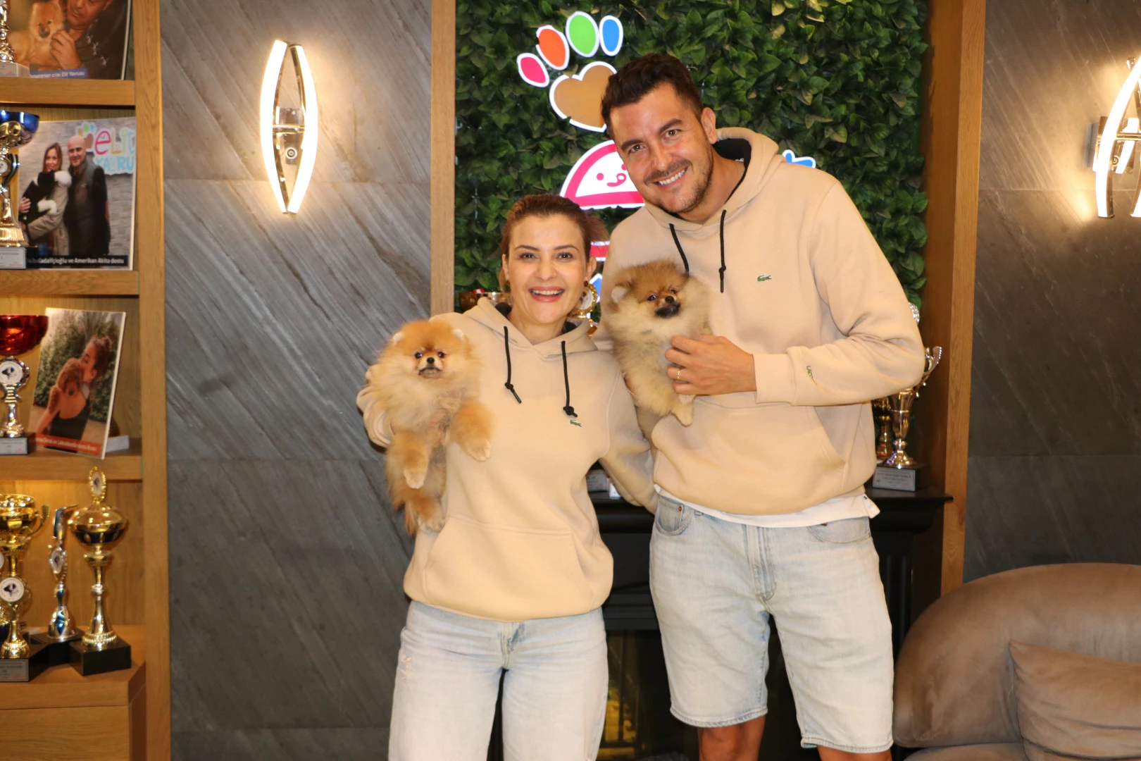 Birgül Hanım ve eşi Pomeranian dostlarına kavuştular