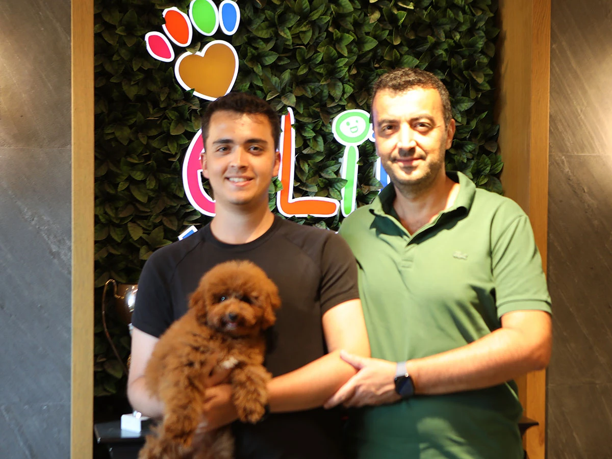Ankara'dan Engin Bey ve ailesi Poodle kızlarına kavuştular