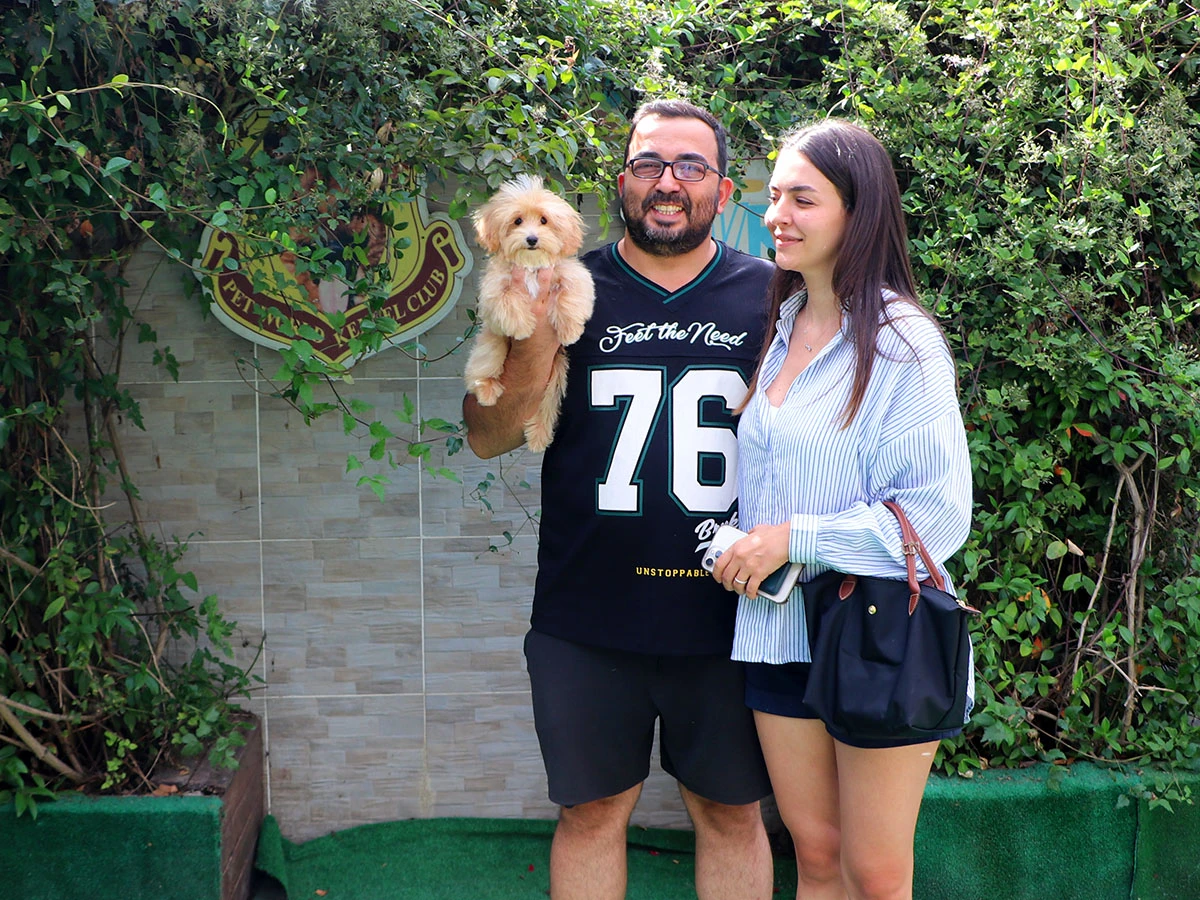 Mehmet Bey ve ailesi Maltipoo yavrularına kavuştular