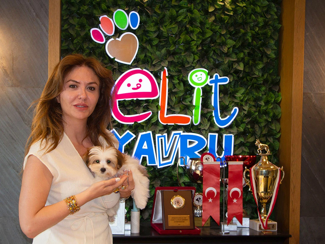 Sevgili Nagehan Hanım ve ailesi Morkie kızlarına kavuştular