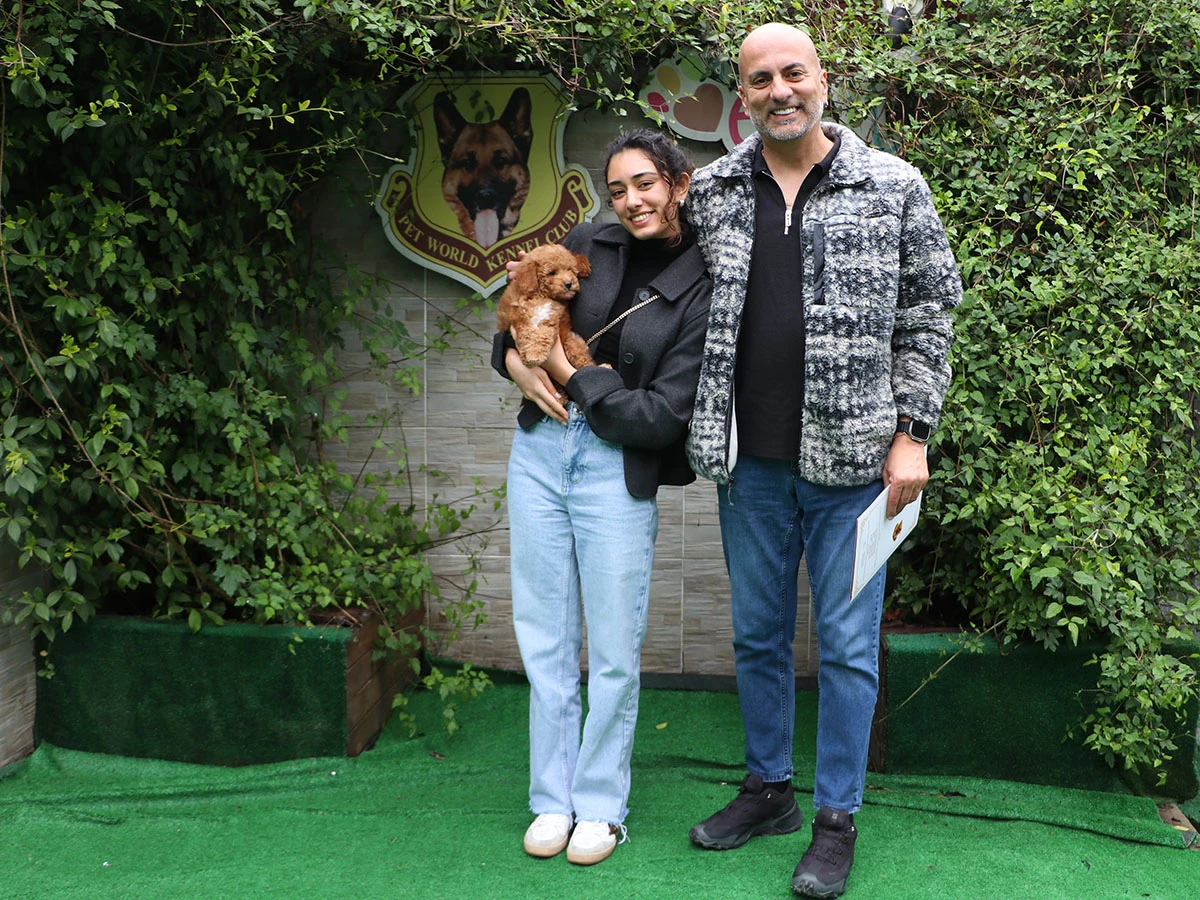 Serkan Bey ve ailesi Poodle bebeklerine kavuştular